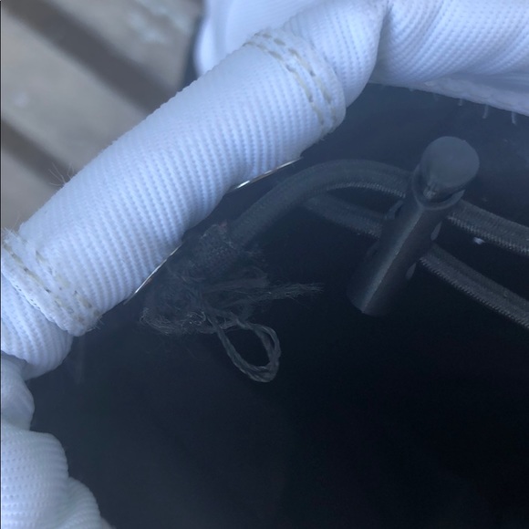 (Sold) Hunter Waterproof Snow Boot White Size 6 - Picture 8 of 8